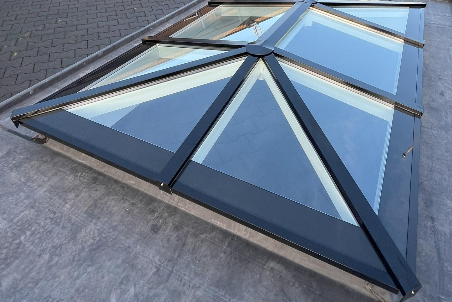 Lichtstraat Schilddak - Geïsoleerd - 337,6 x 255 cm | 10 vakken